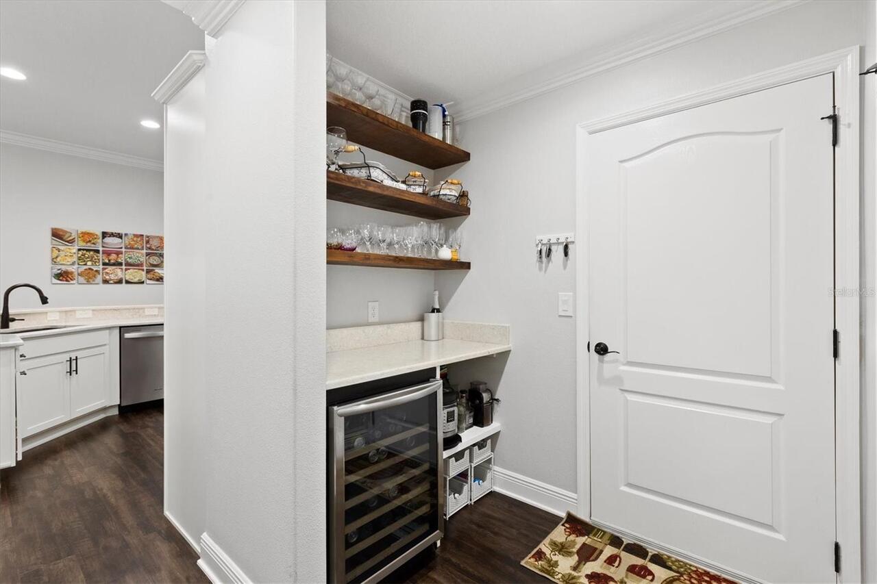 Listing Photo 18