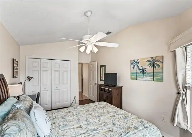 Listing Photo 34