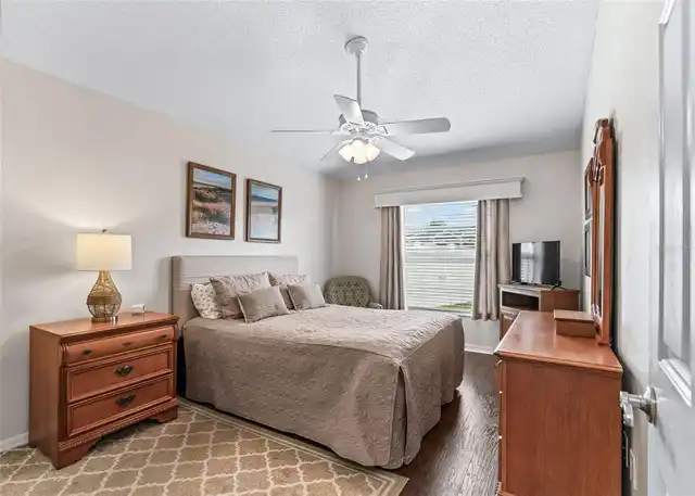 Listing Photo 37