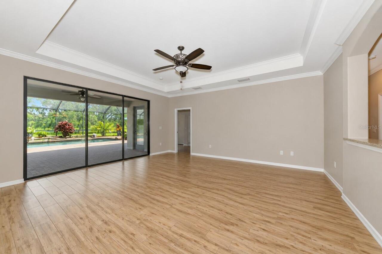 Listing Photo 32