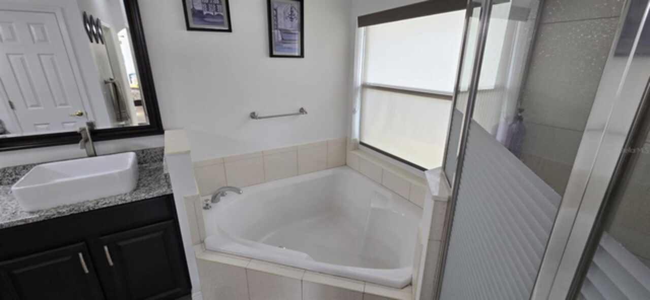 Listing Photo 14
