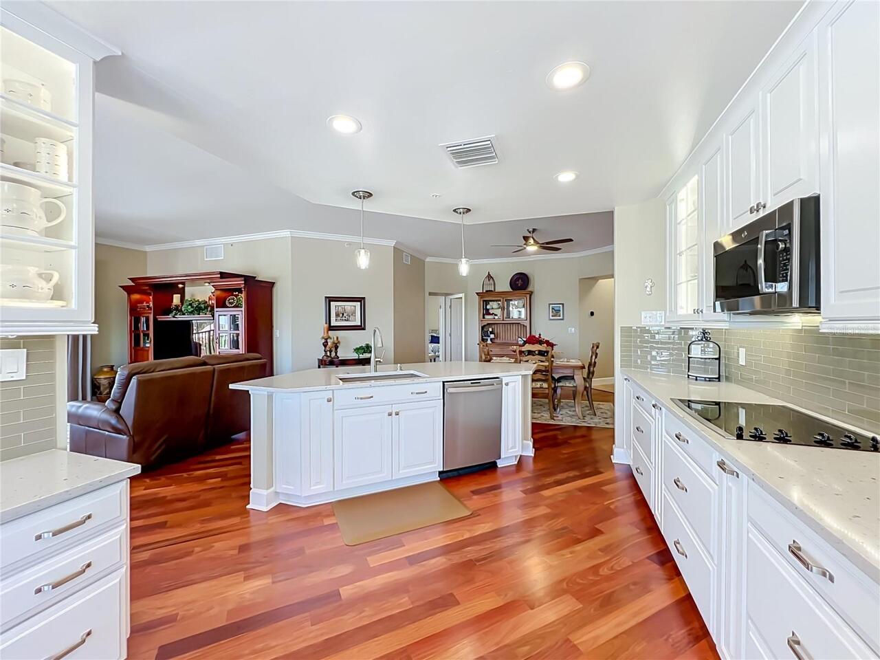Listing Photo 15