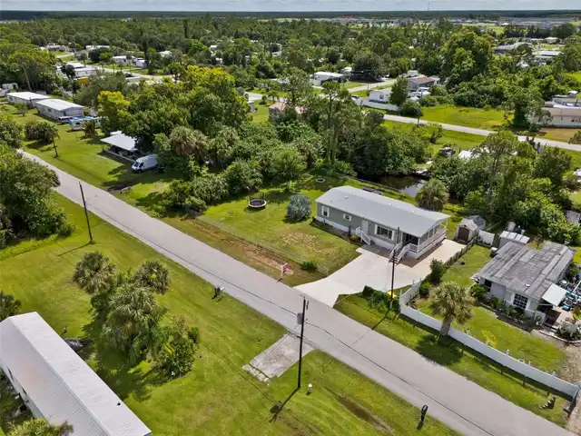 Listing Photo 11
