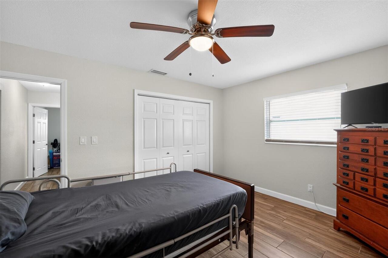 Listing Photo 9