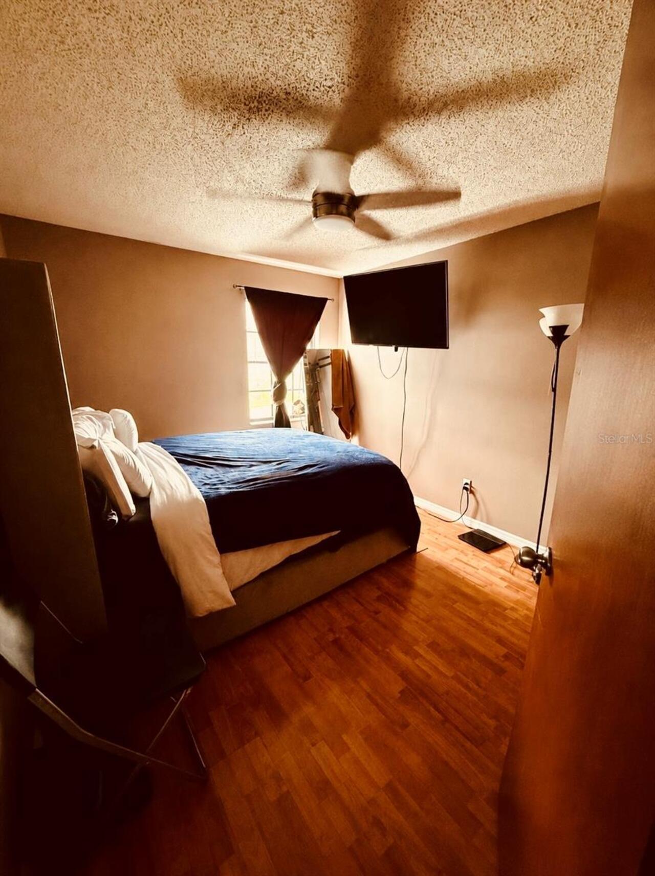 Listing Photo 17