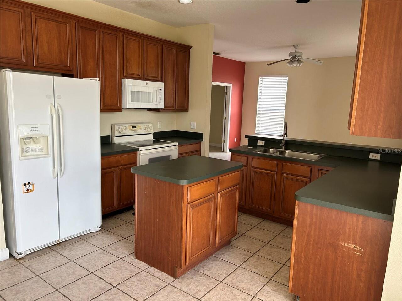 Listing Photo 5