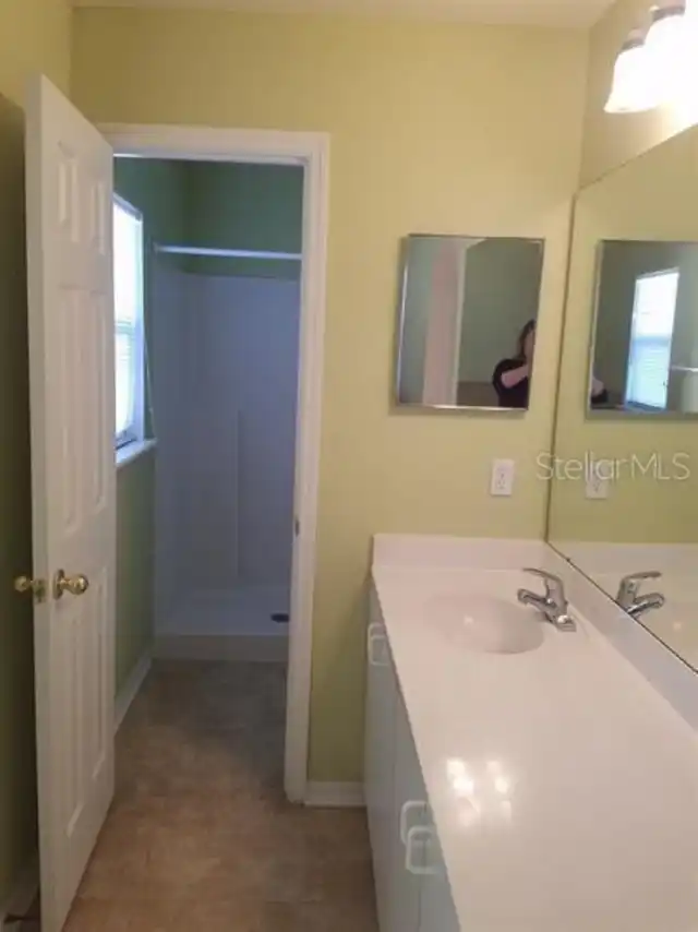 Listing Photo 11