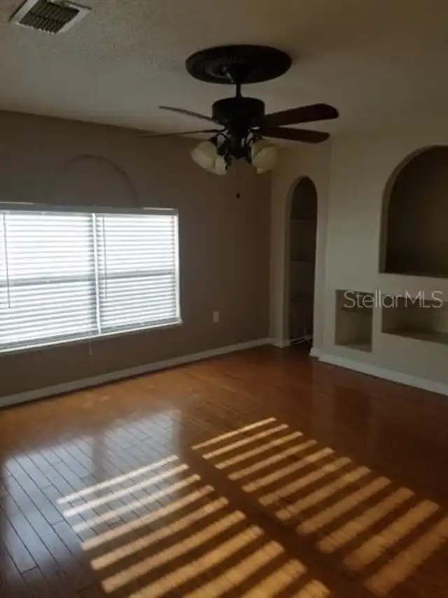 Listing Photo 13