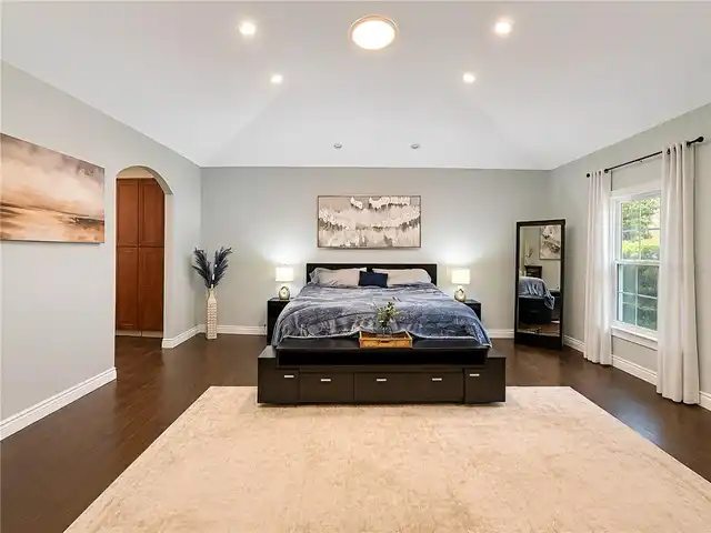 Listing Photo 43