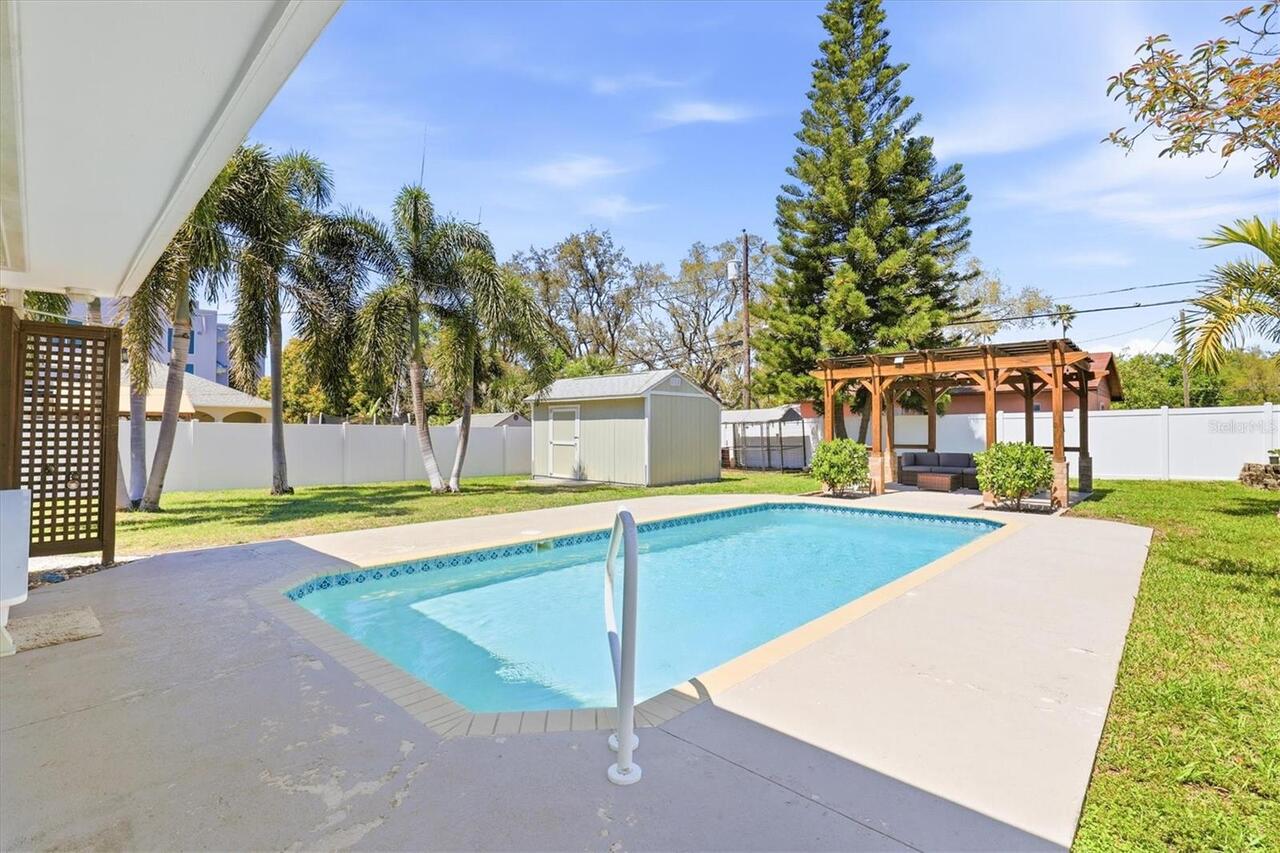 Listing Photo 6