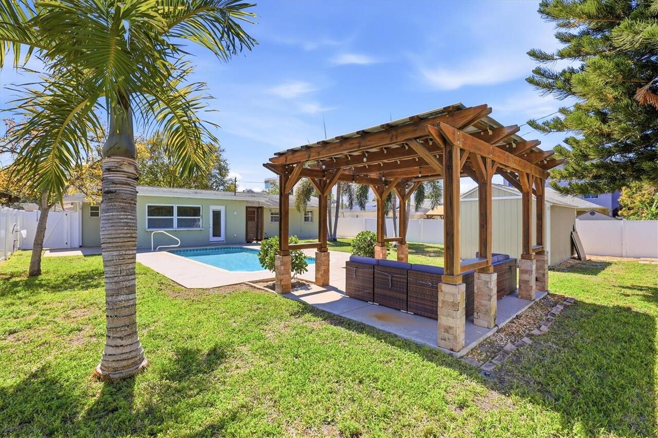 Listing Photo 9