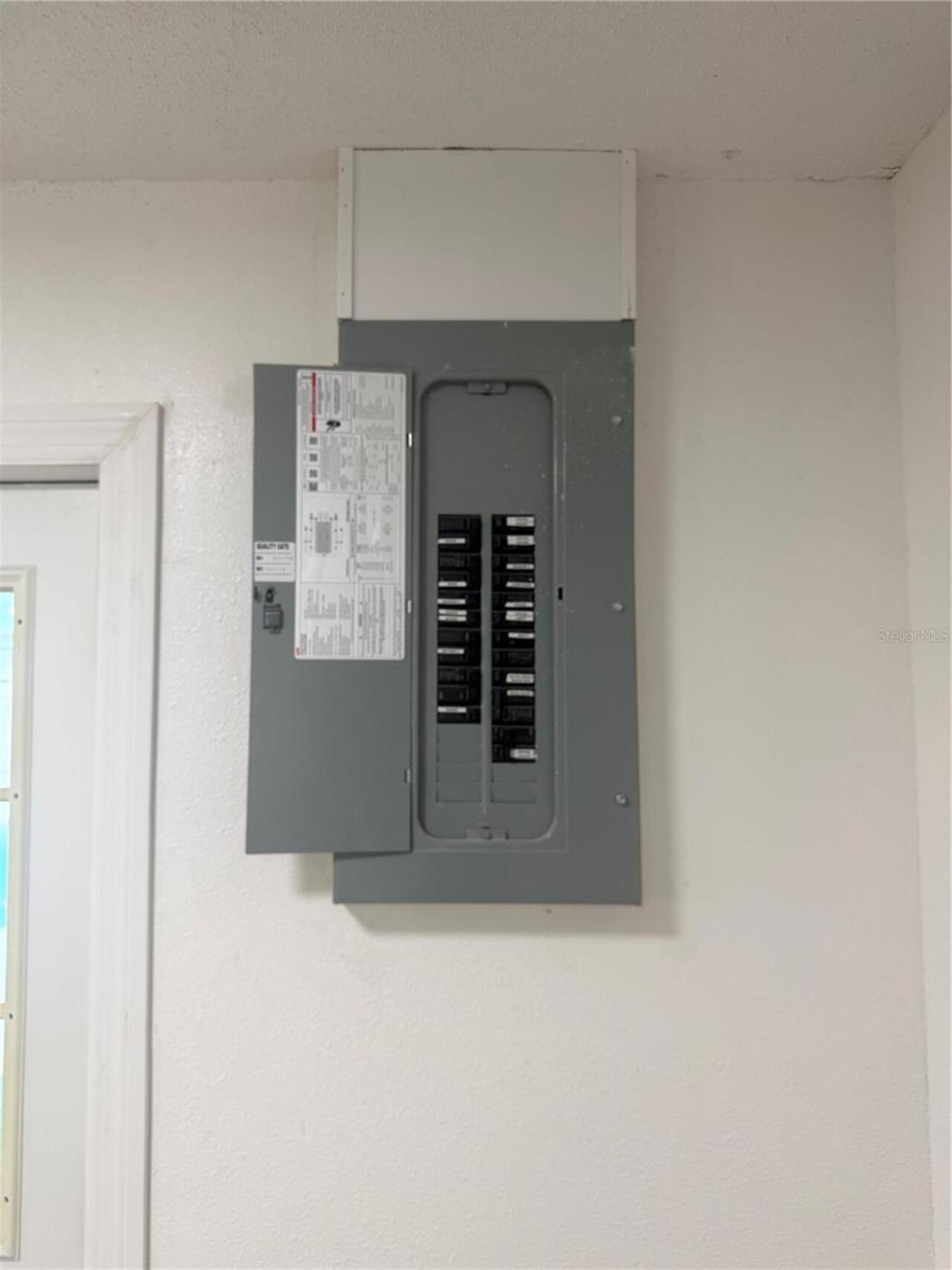 Listing Photo 11