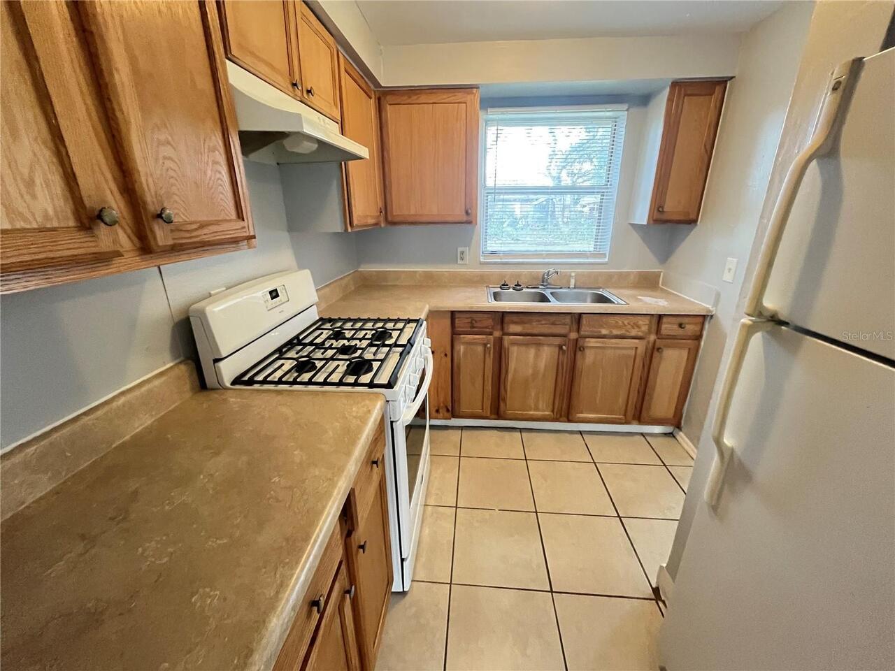 Listing Photo 8