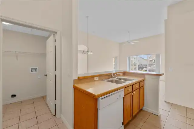 Listing Photo 9