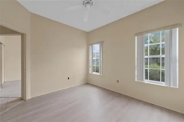 Listing Photo 20