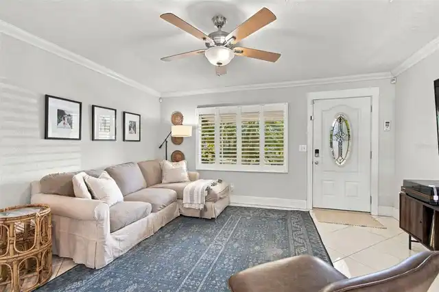 Listing Photo 10