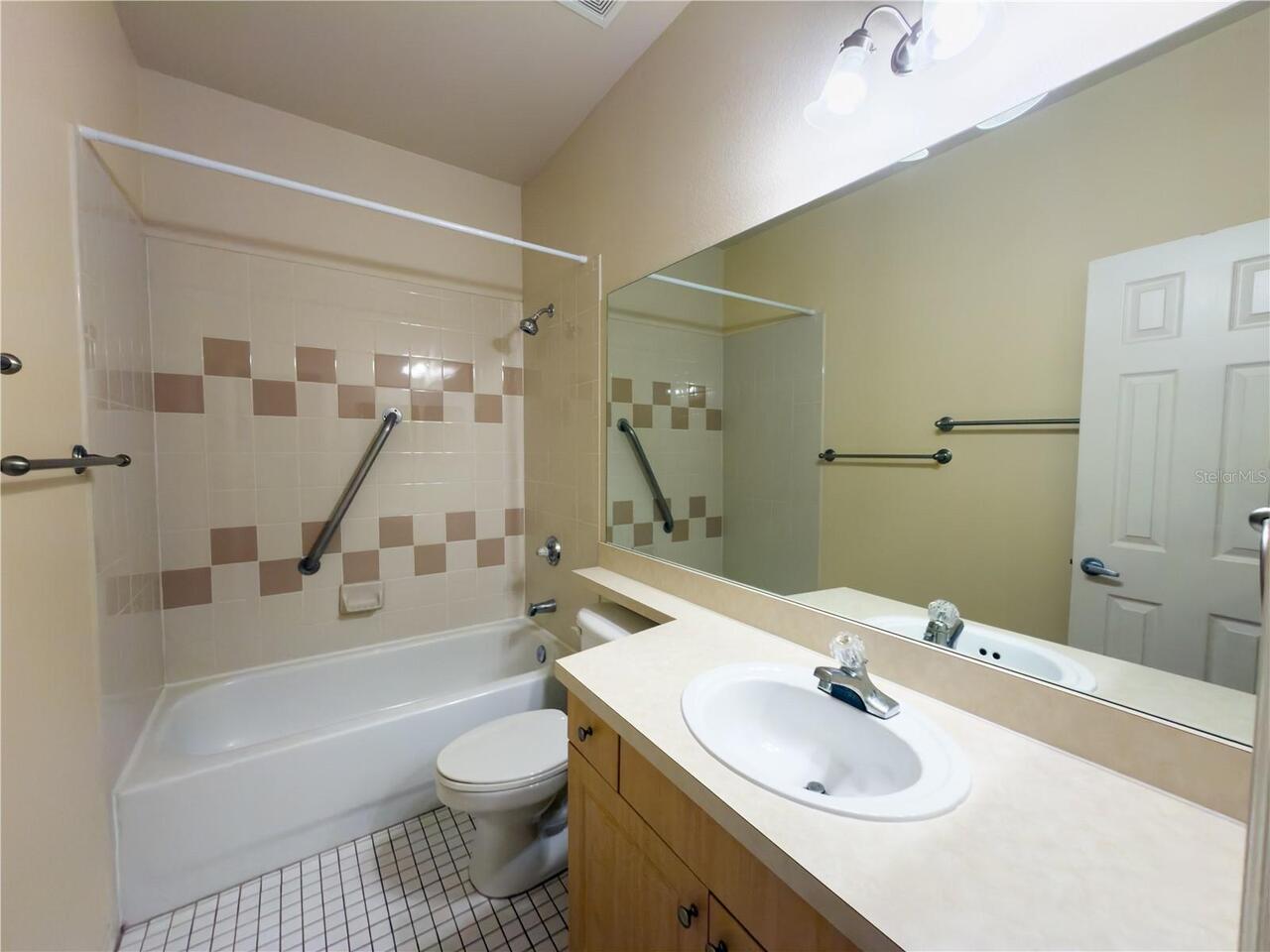Listing Photo 18