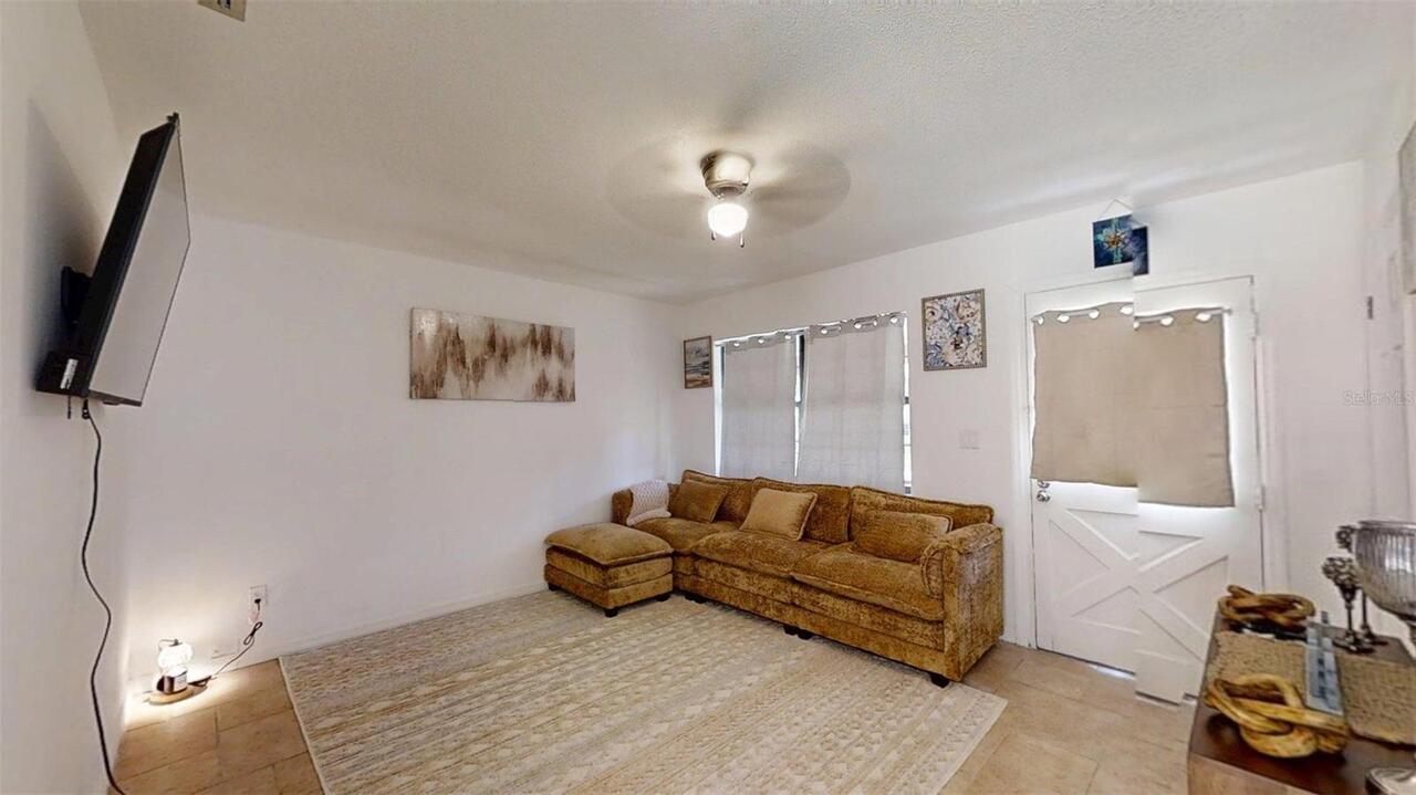 Listing Photo 7