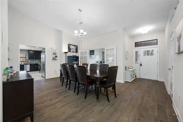 Listing Photo 10