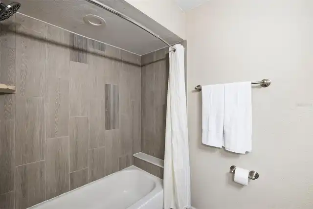 Listing Photo 43