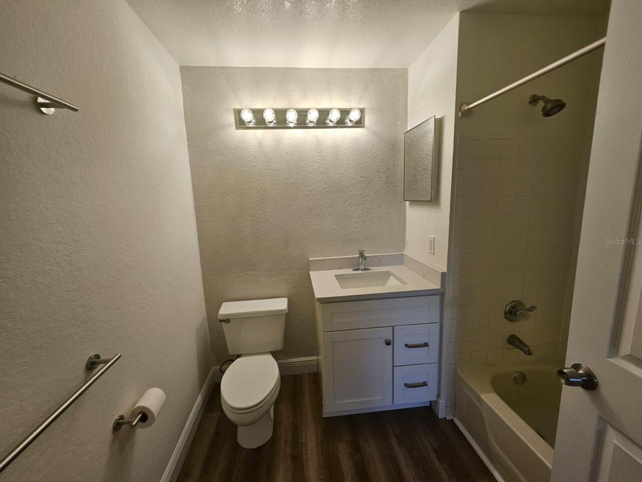 Listing Photo 21