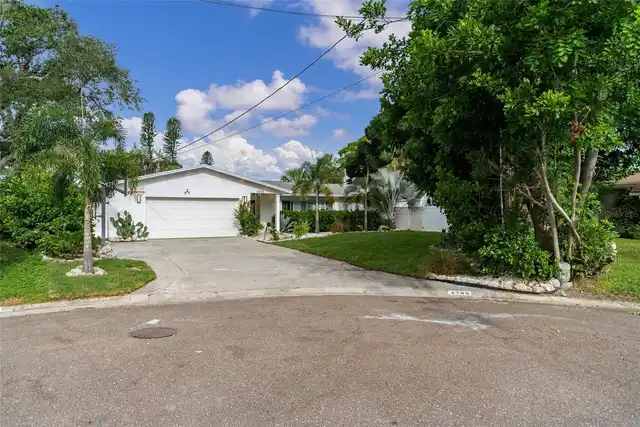Listing Photo 42