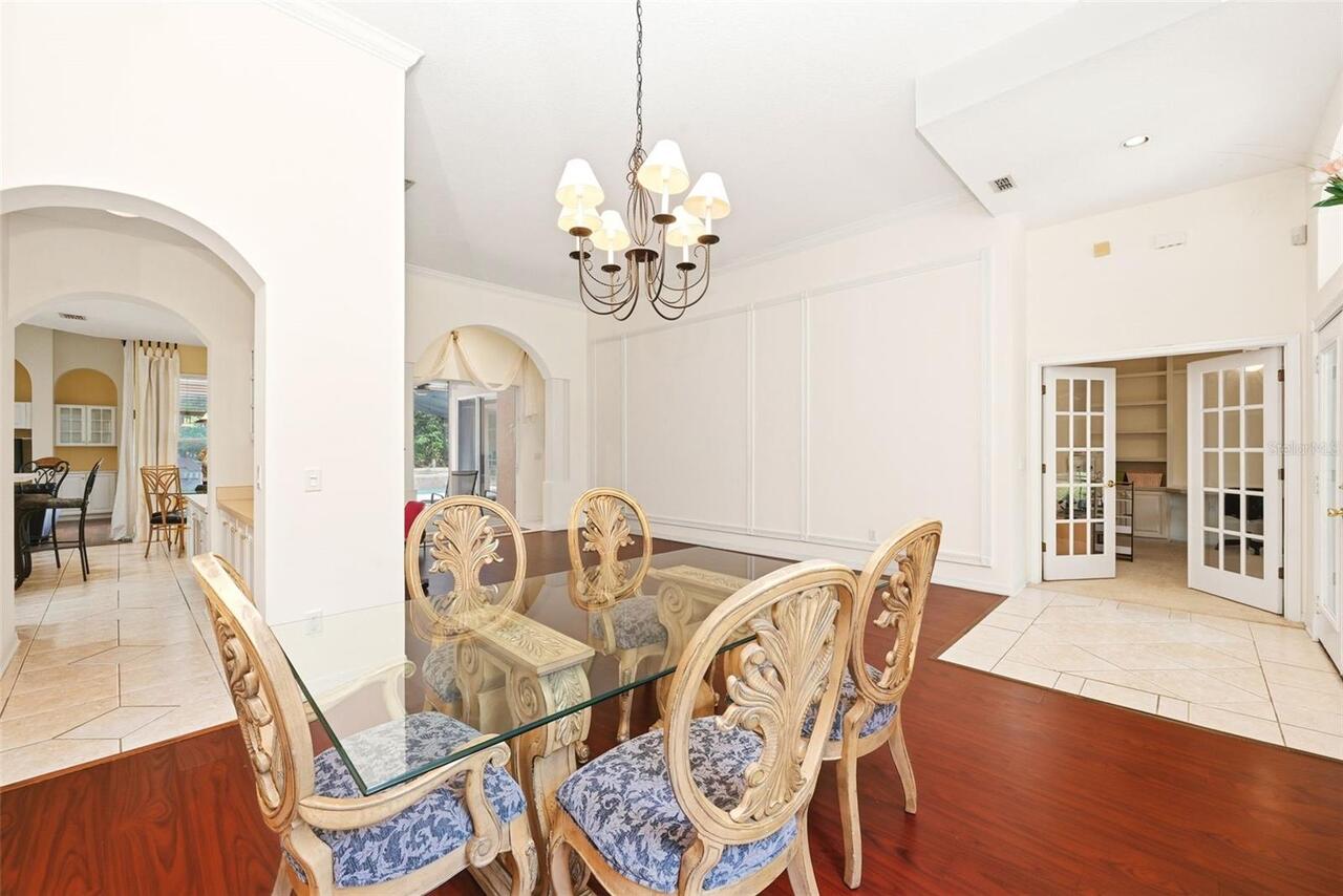Listing Photo 12
