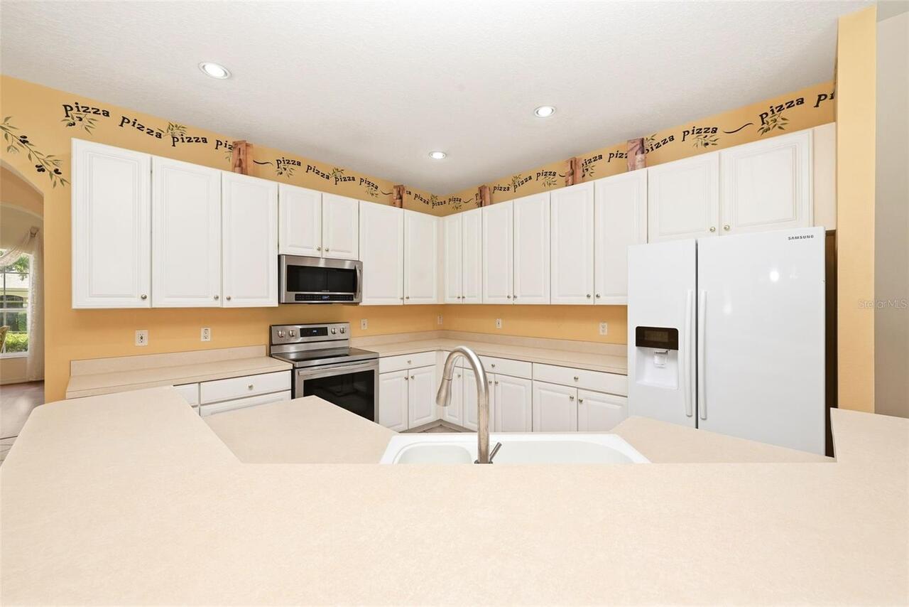 Listing Photo 15