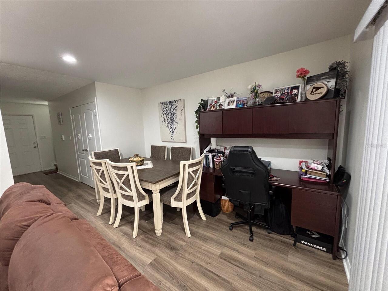 Listing Photo 10