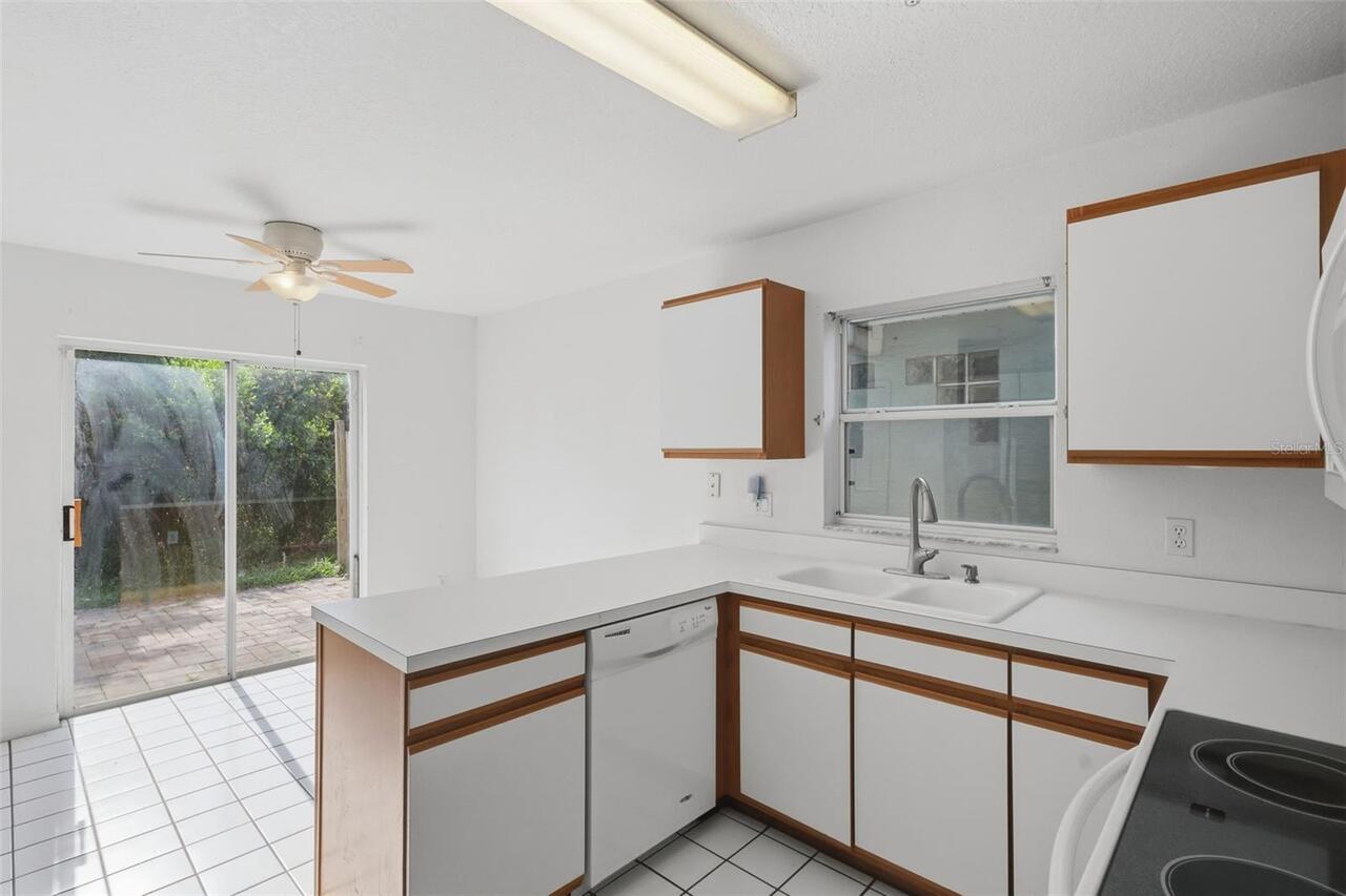 Listing Photo 16