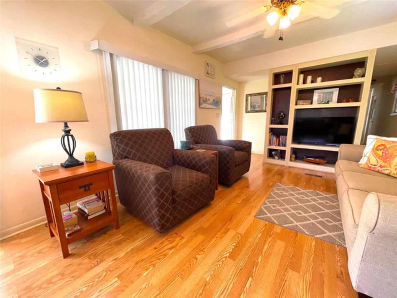 Listing Photo 5
