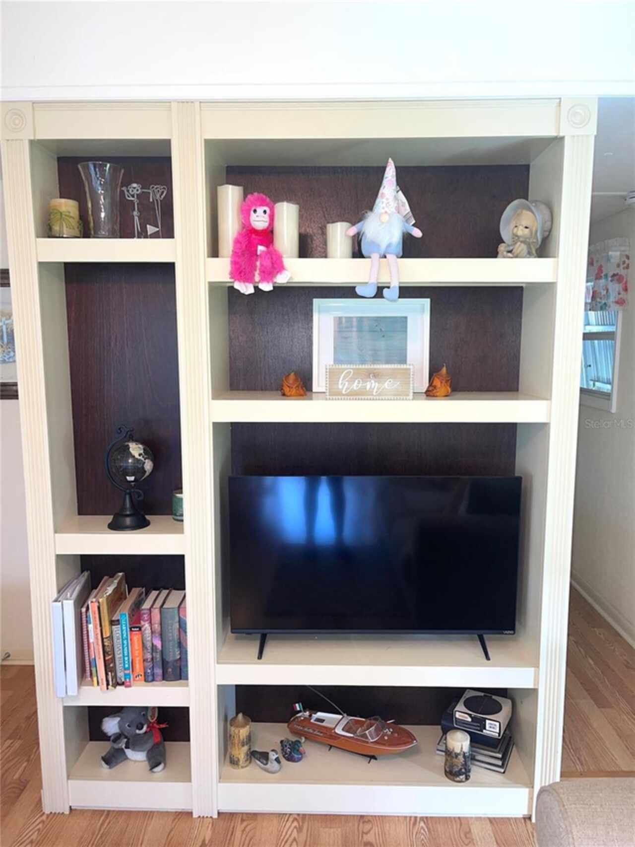Listing Photo 8