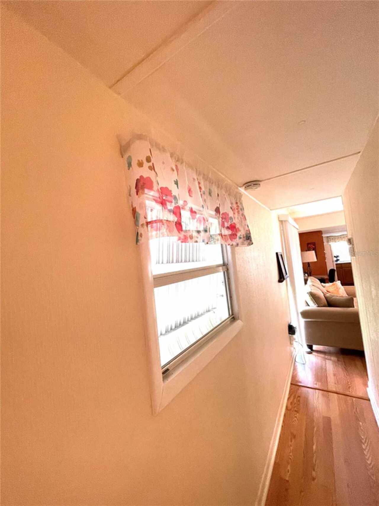 Listing Photo 16