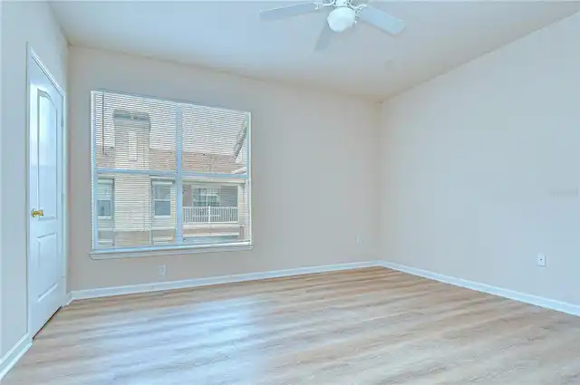 Listing Photo 24