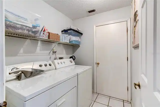 Listing Photo 14