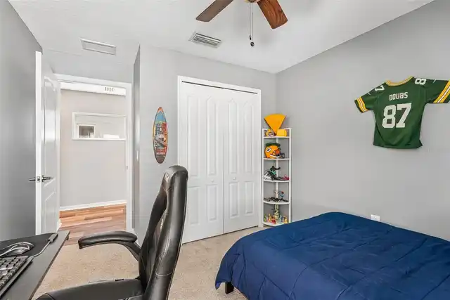Listing Photo 12