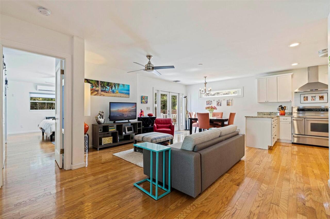 Listing Photo 16