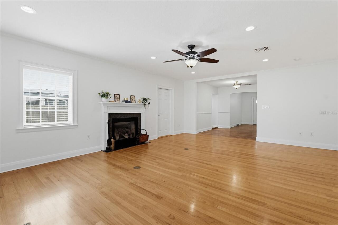Listing Photo 13