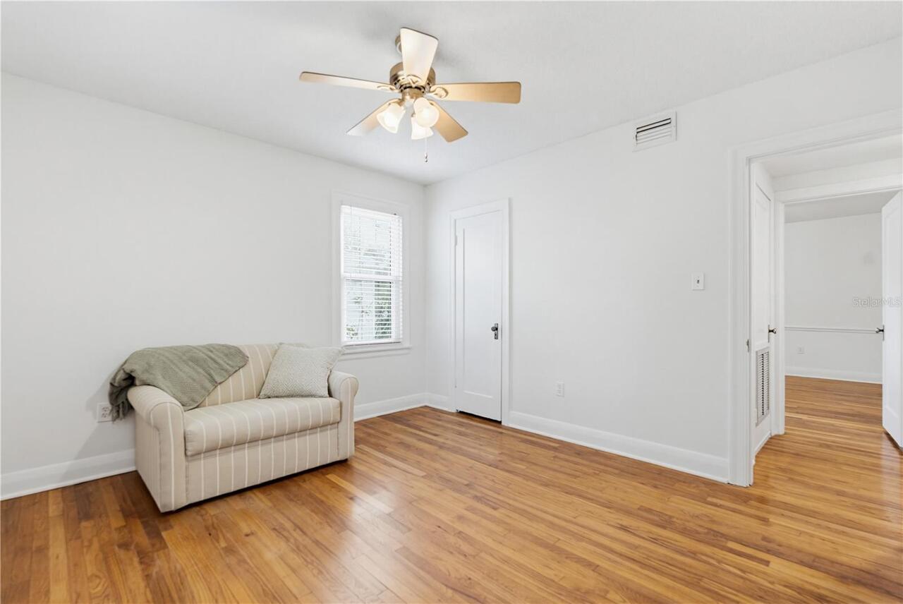 Listing Photo 28