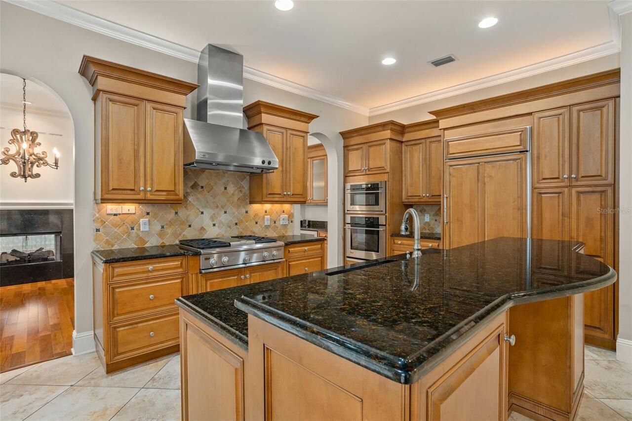 Listing Photo 11