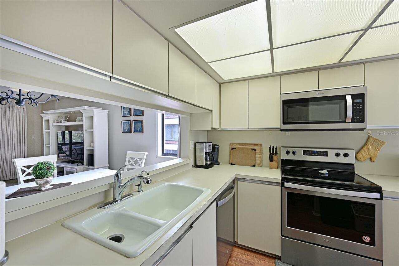 Listing Photo 7