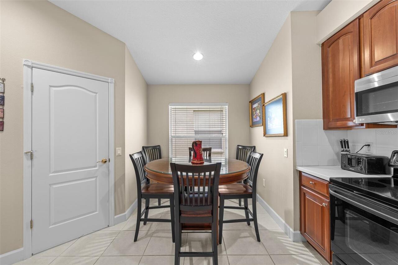 Listing Photo 10