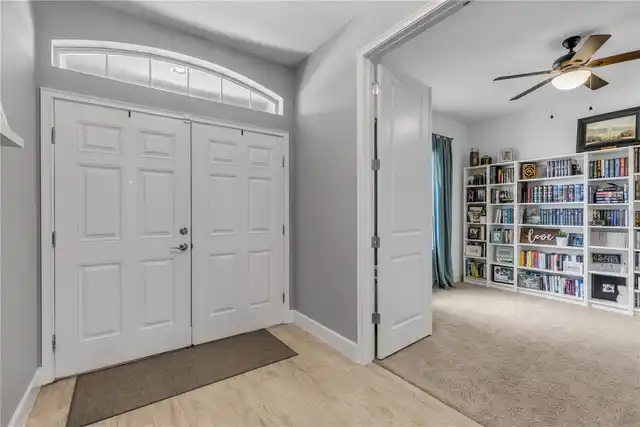 Listing Photo 10