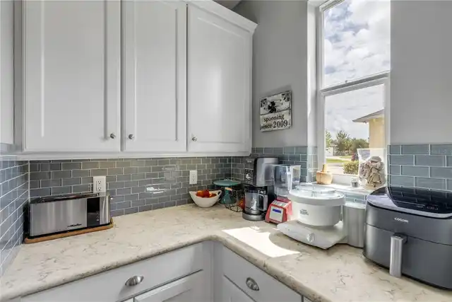 Listing Photo 18