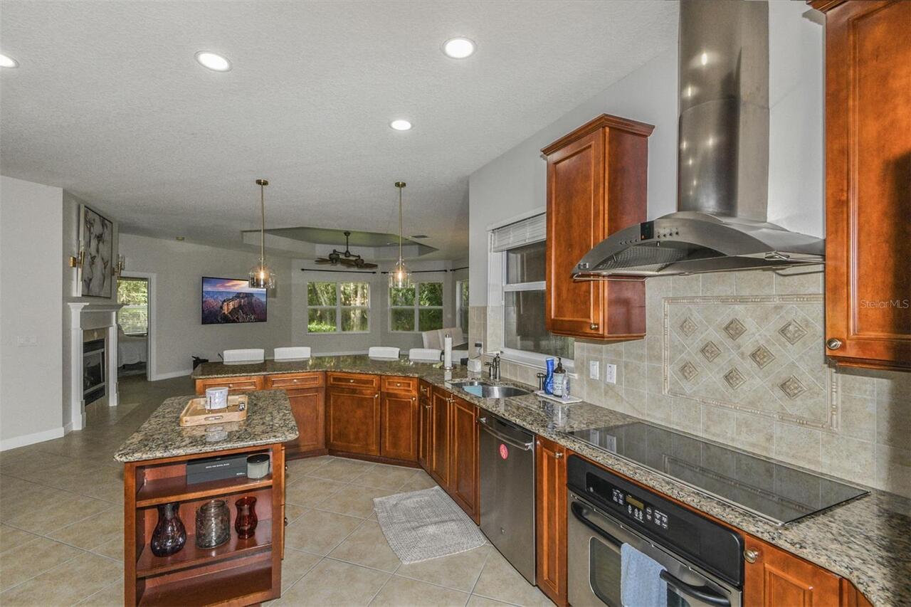 Listing Photo 18