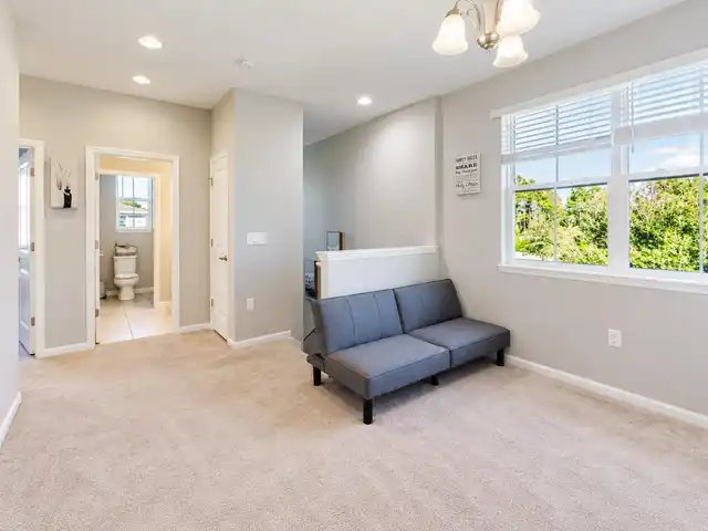Listing Photo 43
