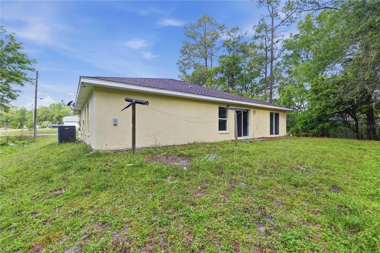 Listing Photo 10