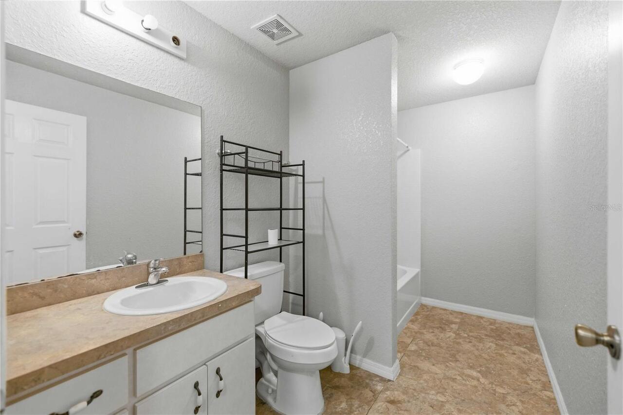 Listing Photo 24