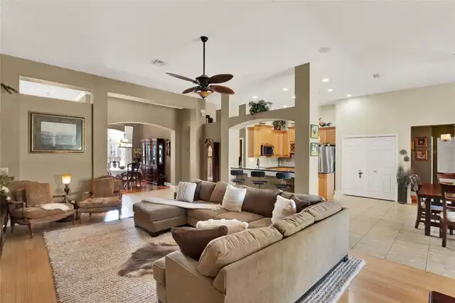 Listing Photo 7