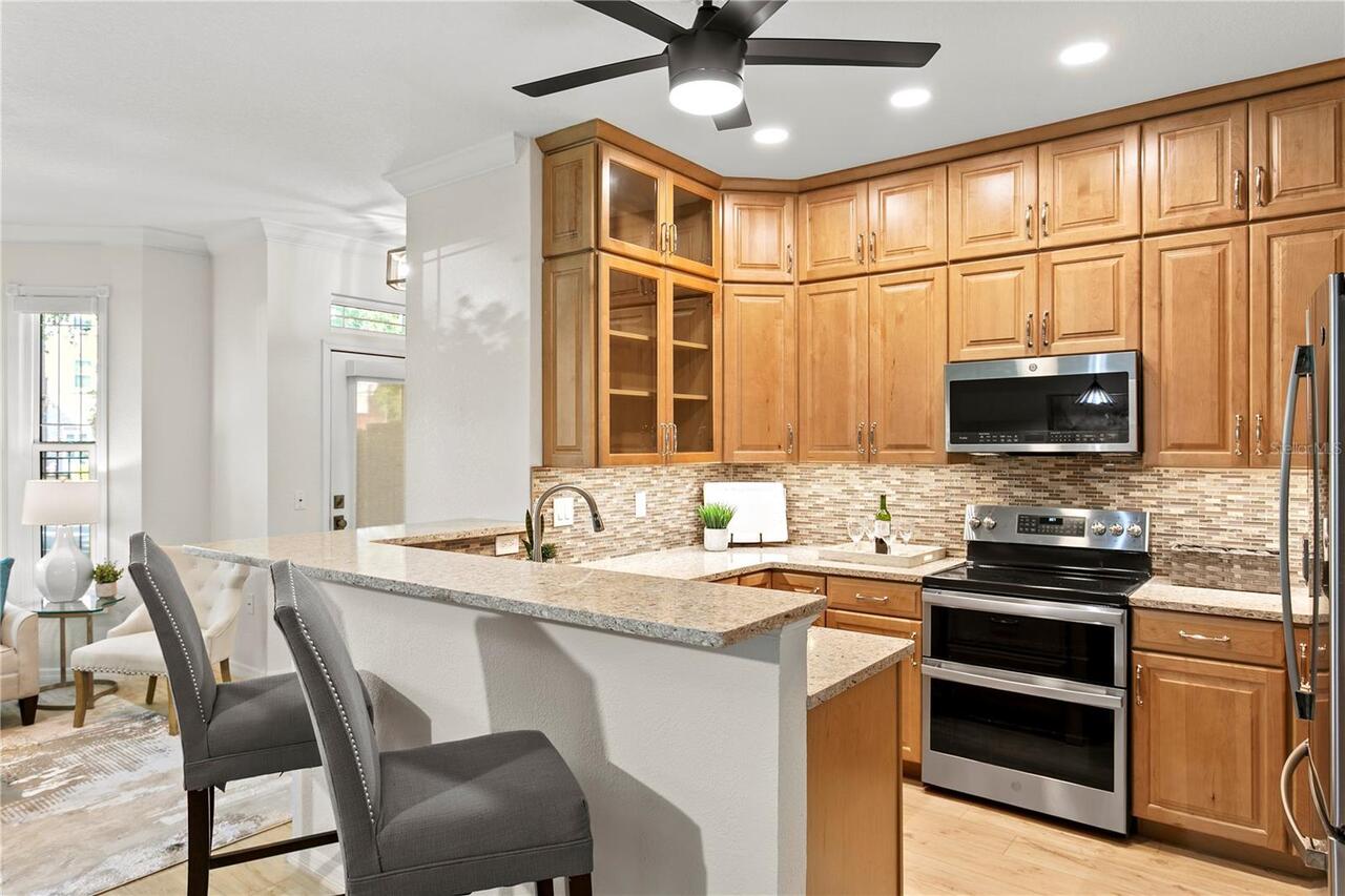 Listing Photo 11